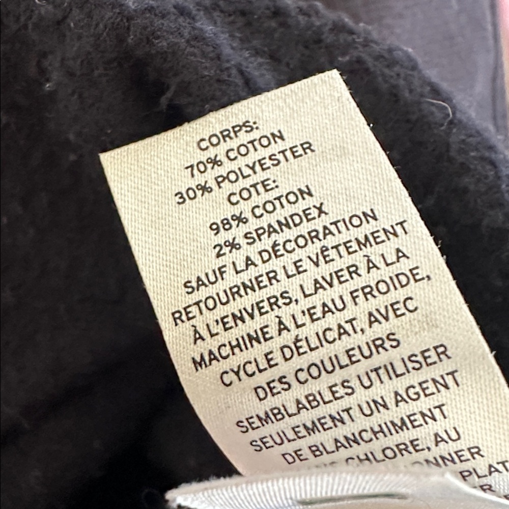 Holiday Sweatshirt with MERRY Letters - Picture 7 of 8